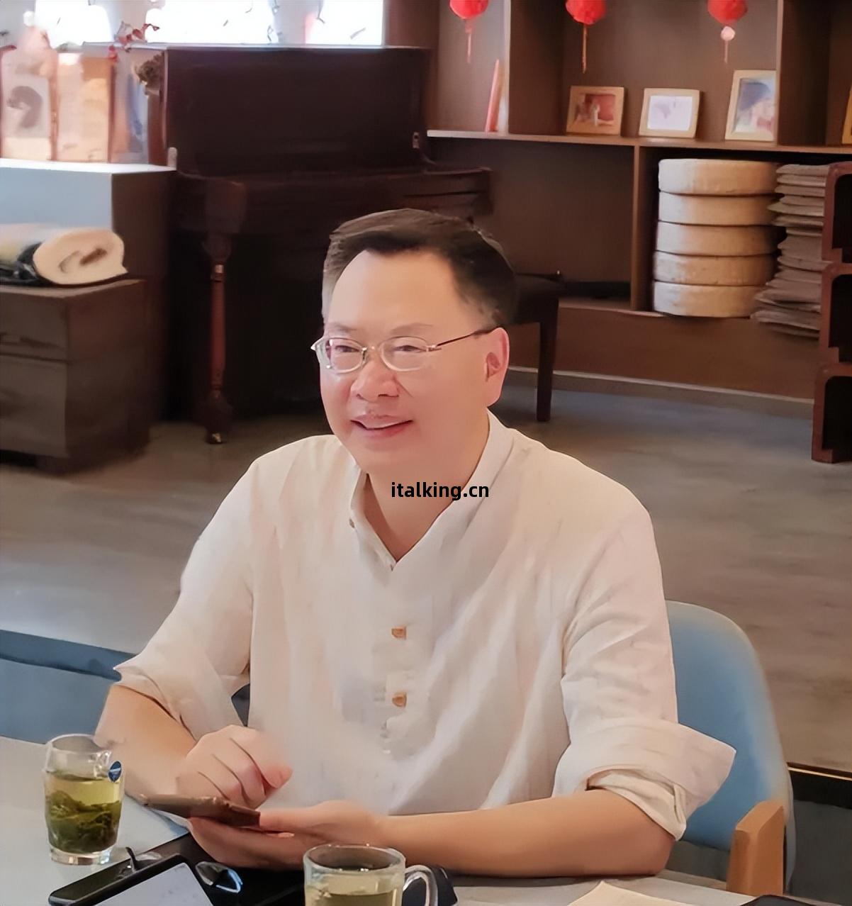 川(chuan)大首(shou)推“大學課堂進社(she)區”沈浸式(shi)教學，以(yi)互(hu)鑒書(shu)院(yuan)打造(zao)校地(di)融合(he)典(dian)範(fan)